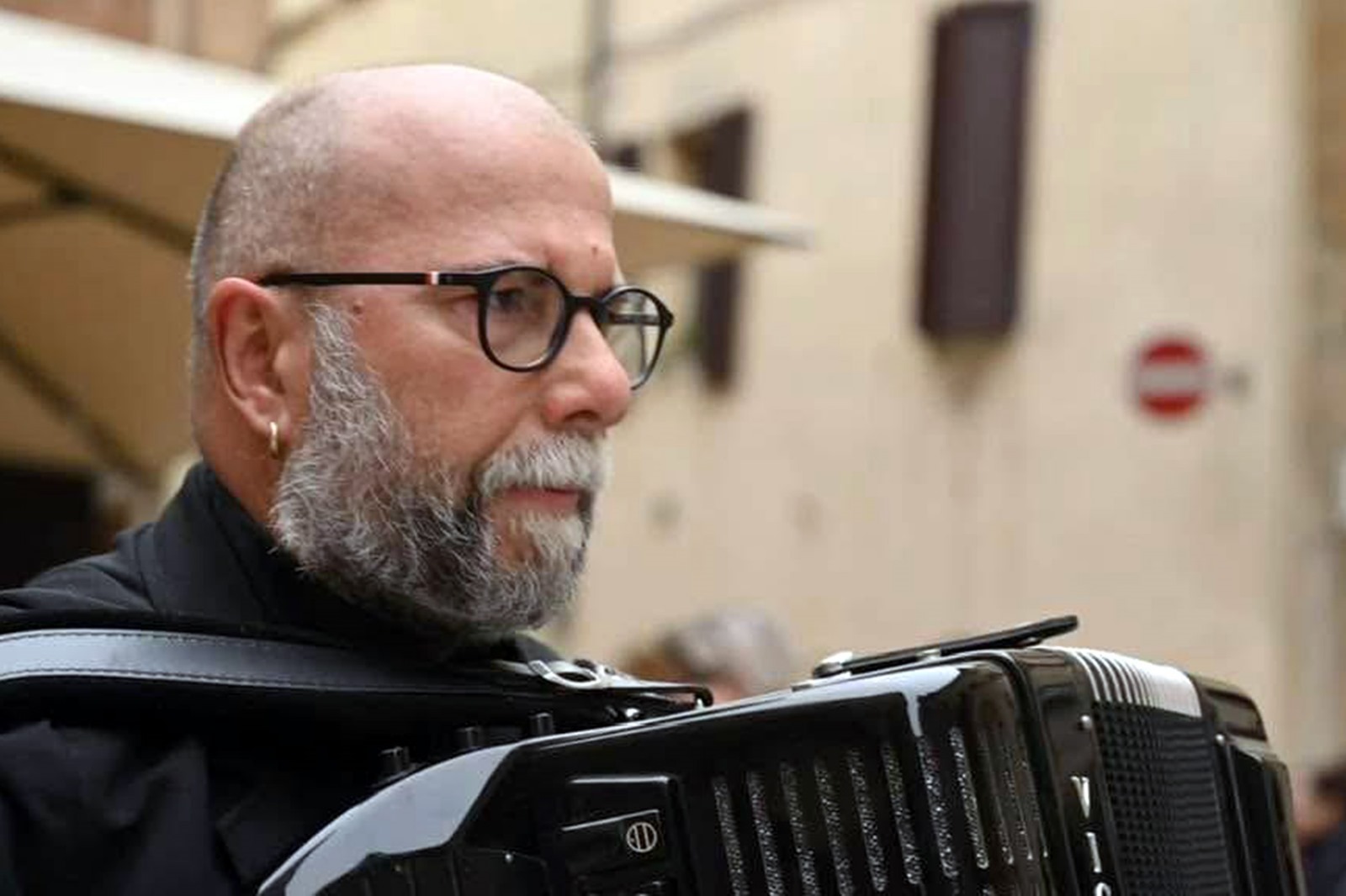 Gianluca Stocchi: docente di Fisarmonica